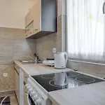 1 Bedroom Amazing In *